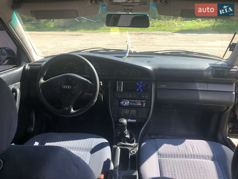 Седан Audi A6 1996 в Рівному