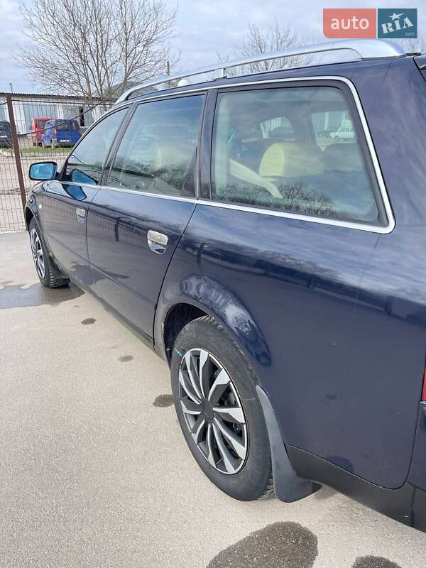Универсал Audi A6 1999 в Баре