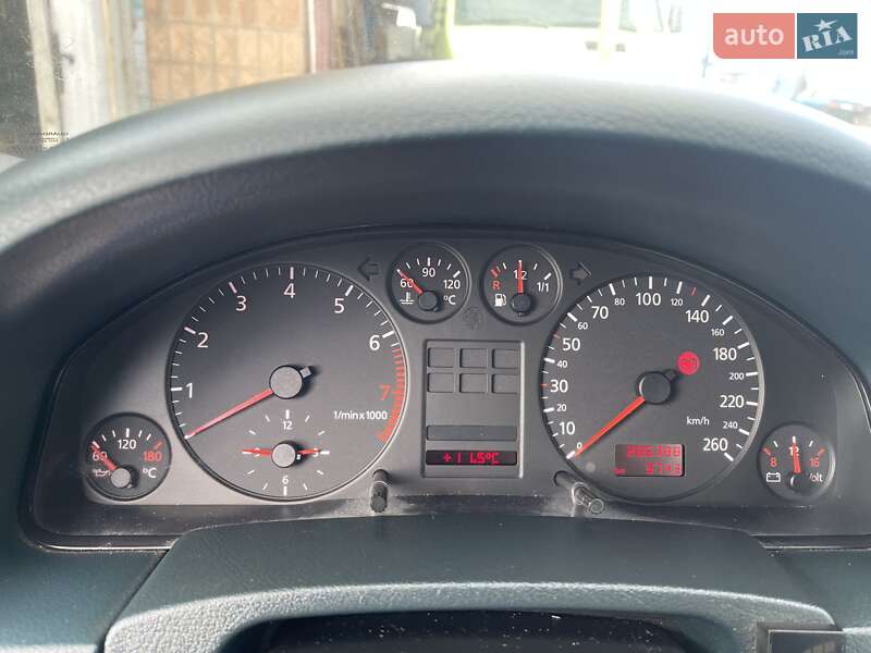 Седан Audi A6 1998 в Харькове