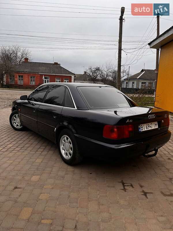 Седан Audi A6 1997 в Хоролі