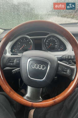 Седан Audi A6 2009 в 