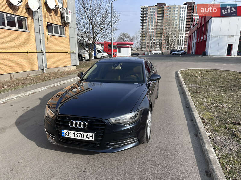 Седан Audi A6 2014 в Днепре