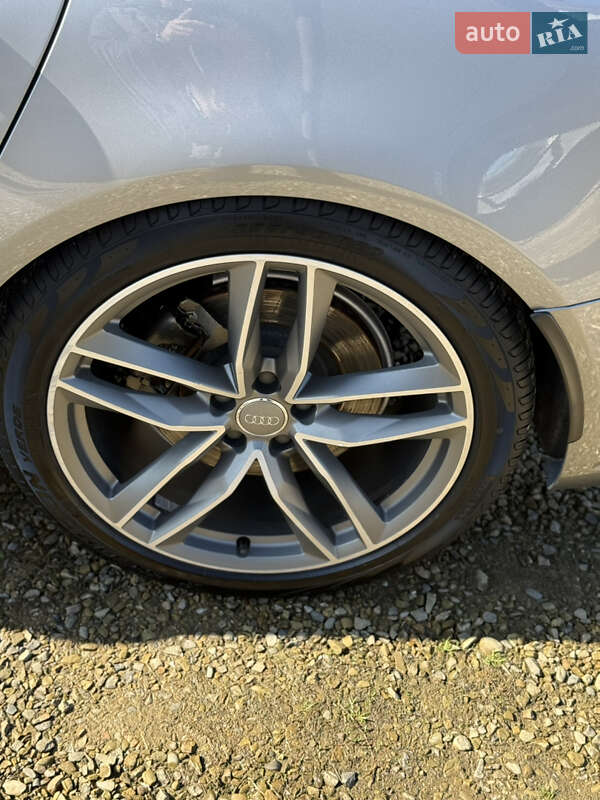 Седан Audi A6 2015 в Ивано-Франковске