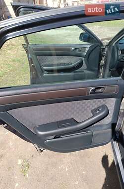 Седан Audi A6 1999 в 