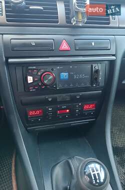 Седан Audi A6 1999 в 