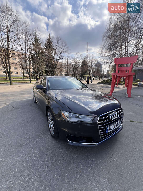 Седан Audi A6 2015 в Дніпрі