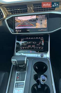 Седан Audi A6 2018 в 
