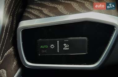 Седан Audi A6 2020 в 