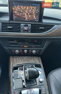Седан Audi A6 2015 в 