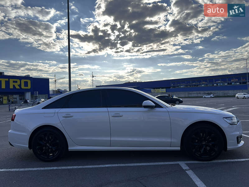 Седан Audi A6 2015 в Одессе