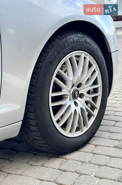 Седан Audi A6 2004 в 