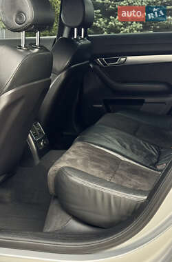 Седан Audi A6 2004 в 