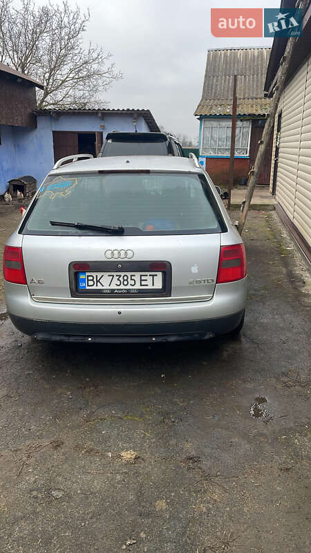 Универсал Audi A6 2001 в Гоще