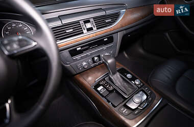 Седан Audi A6 2016 в 