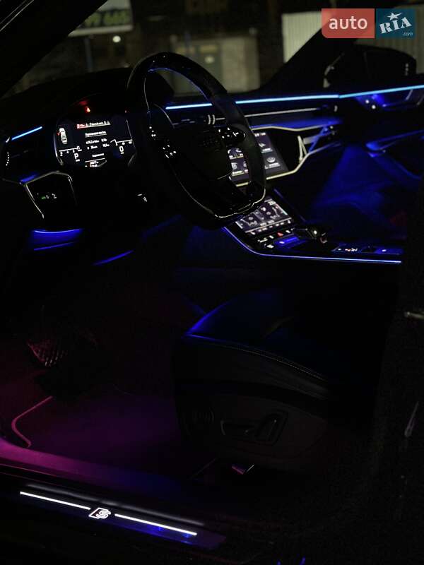 Седан Audi A6 2020 в Івано-Франківську