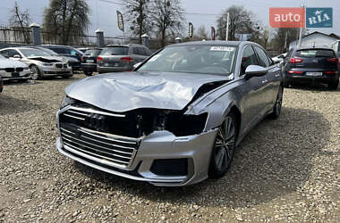 Седан Audi A6 2019 в 