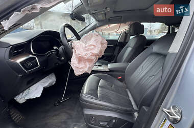 Седан Audi A6 2019 в 