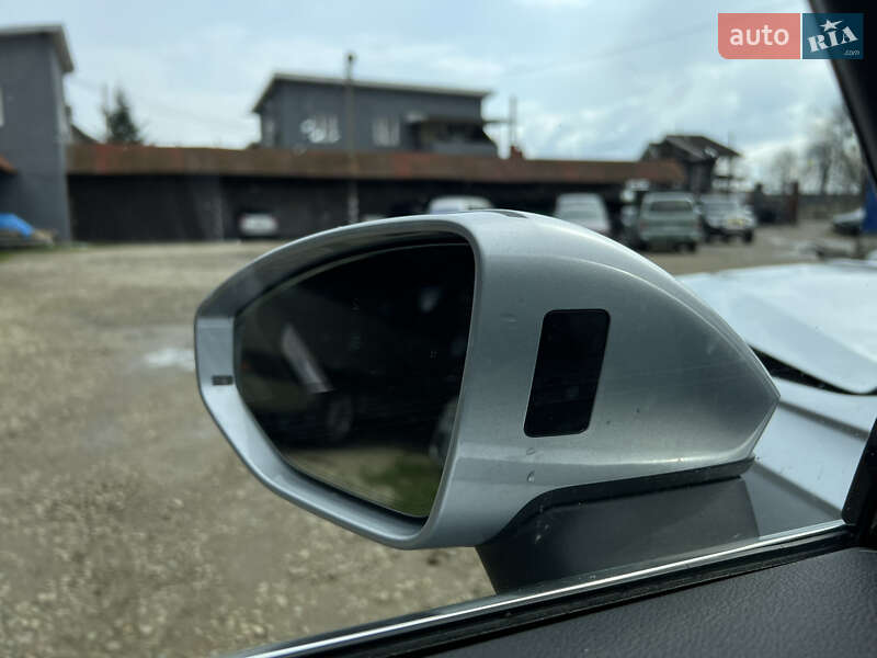 Седан Audi A6 2019 в Стрые