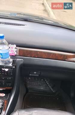 Седан Audi A6 2001 в 