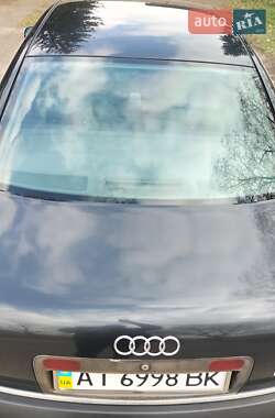 Седан Audi A6 2001 в 