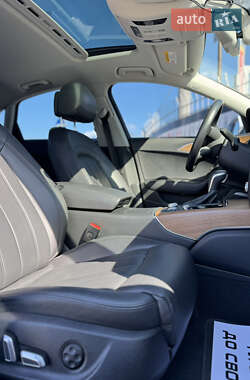 Седан Audi A6 2015 в 