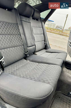 Седан Audi A6 2000 в 