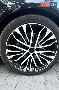 Седан Audi A6 2018 в 