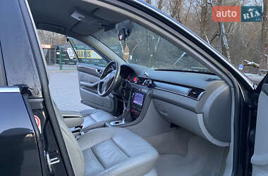 Универсал Audi A6 2001 в 