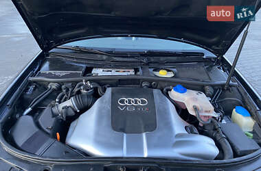 Универсал Audi A6 2001 в 