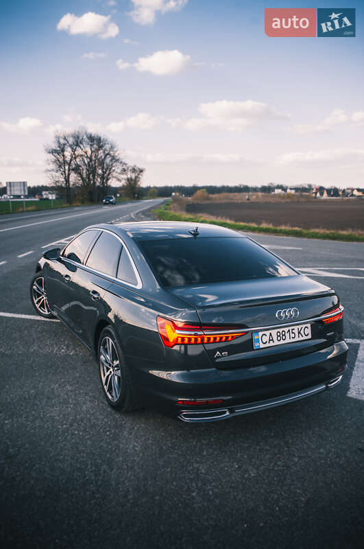 Седан Audi A6 2023 в Киеве