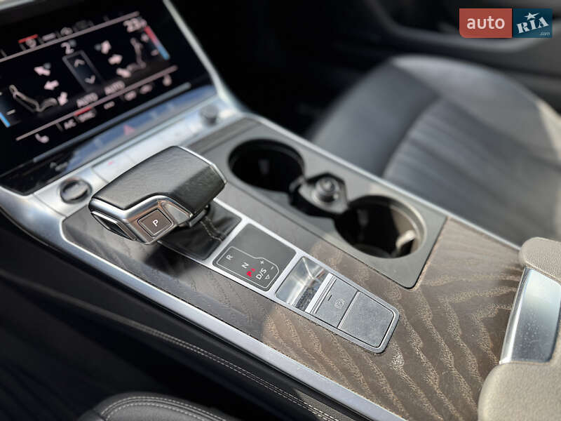 Седан Audi A6 2021 в Киеве
