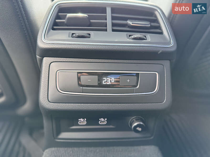 Седан Audi A6 2021 в Киеве