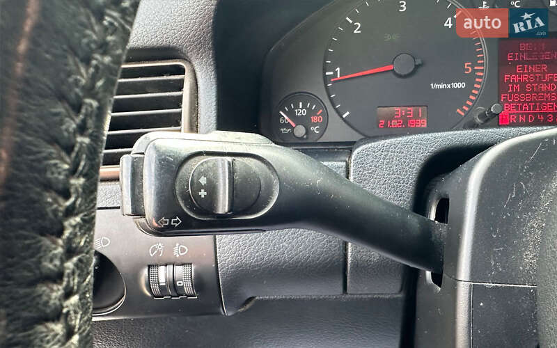 Седан Audi A6 2000 в Стрые