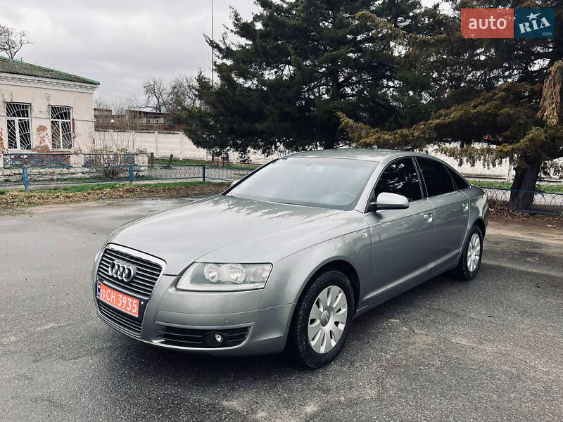 Седан Audi A6 2004 в 