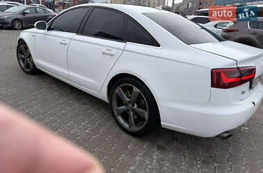 Седан Audi A6 2011 в 