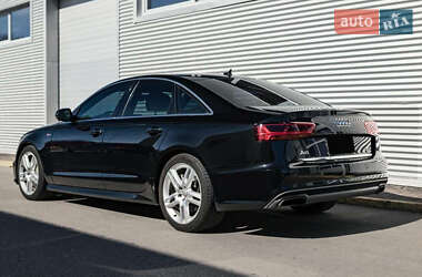 Седан Audi A6 2015 в 