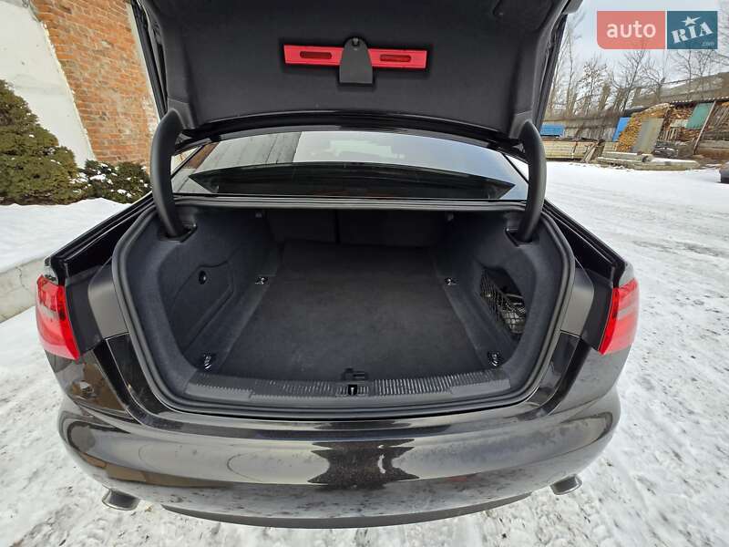 Седан Audi A6 2014 в Кременчуге
