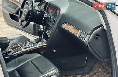 Седан Audi A6 2004 в 