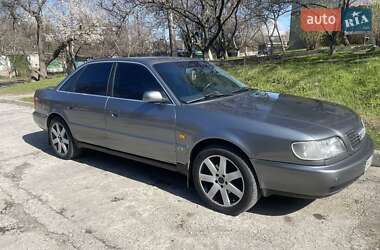 Седан Audi A6 1996 в 