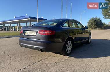 Седан Audi A6 2010 в 