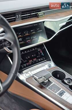 Седан Audi A6 2018 в 