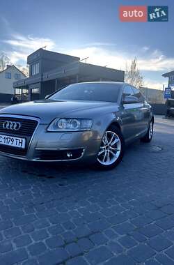 Седан Audi A6 2004 в 