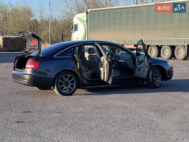 Седан Audi A6 2004 в Сарнах
