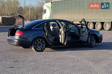 Седан Audi A6 2004 в 