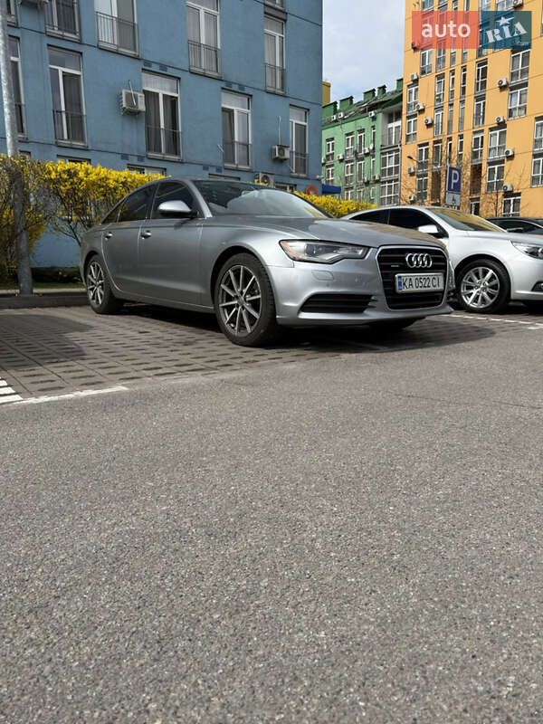 Седан Audi A6 2014 в Киеве