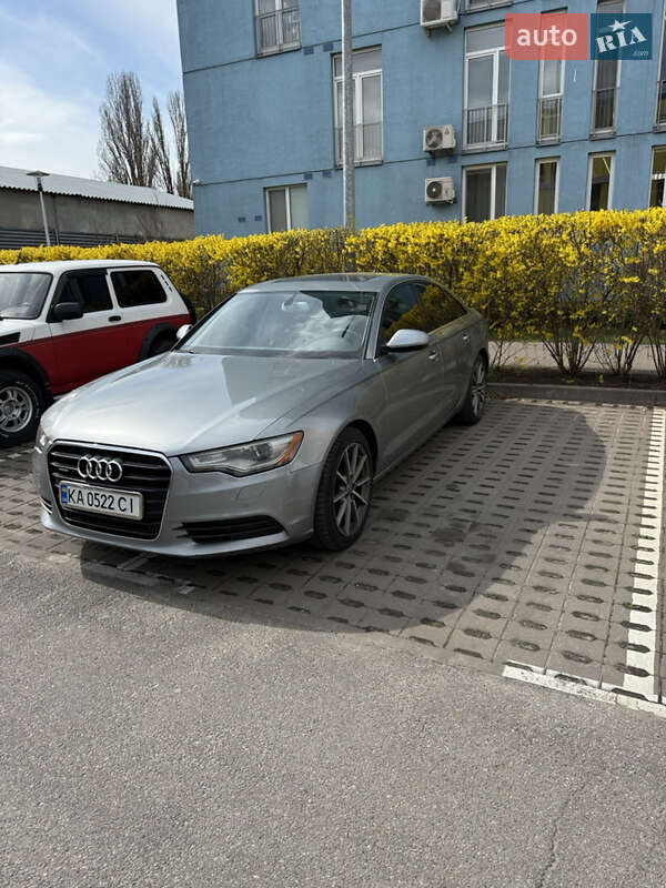Седан Audi A6 2014 в Киеве