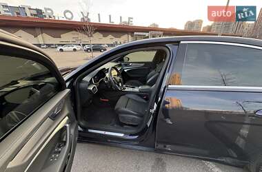 Седан Audi A6 2019 в 