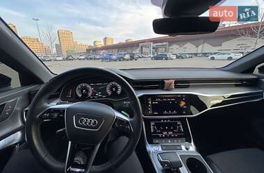 Седан Audi A6 2019 в 