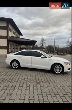 Седан Audi A6 2012 в 