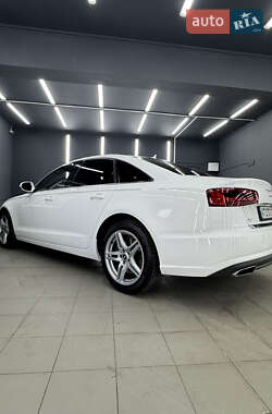 Седан Audi A6 2015 в 